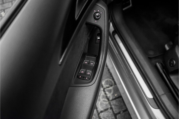 Audi A6 Avant 1.8 TFSI Ultra S line Edition Pano ACC Camera 20"