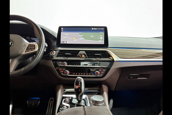 BMW 5 Serie 530e High Executive M-Sport Shadow Line | Laser | LCI | Pano | Drive Assist Prof | 19' inch