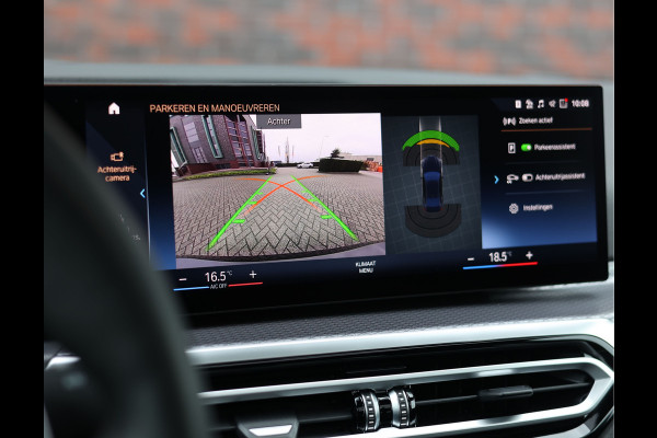 BMW 4 Serie Coupé 420i | M-Sport - HUD - Schuifdak