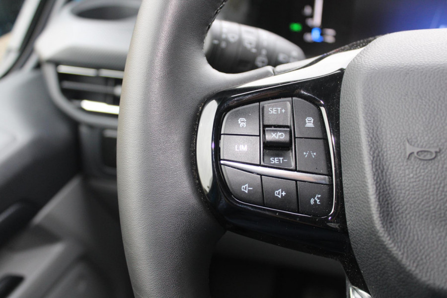 Ford Transit Custom 300 2.0 TDCI Dubbele Cabine L1H1 Limited | Trekhaak | Driver Assistance Pack | Stuurwielverwarming | Dubbele Zijschuifdeur | Camera | Navigatie