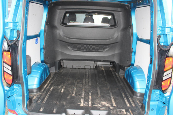 Ford Transit Custom 300 2.0 TDCI Dubbele Cabine L1H1 Limited | Trekhaak | Driver Assistance Pack | Stuurwielverwarming | Dubbele Zijschuifdeur | Camera | Navigatie