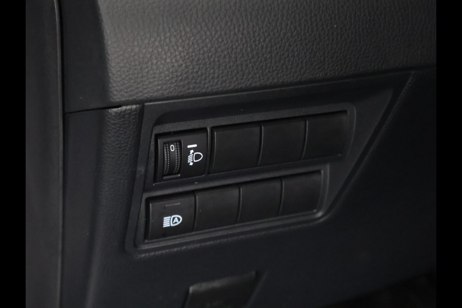 Toyota Yaris Cross 1.5 Hybrid 115 First Edition | Afneembare trekhaak | Navigatie | Apple Carplay & AndroidAUTO |