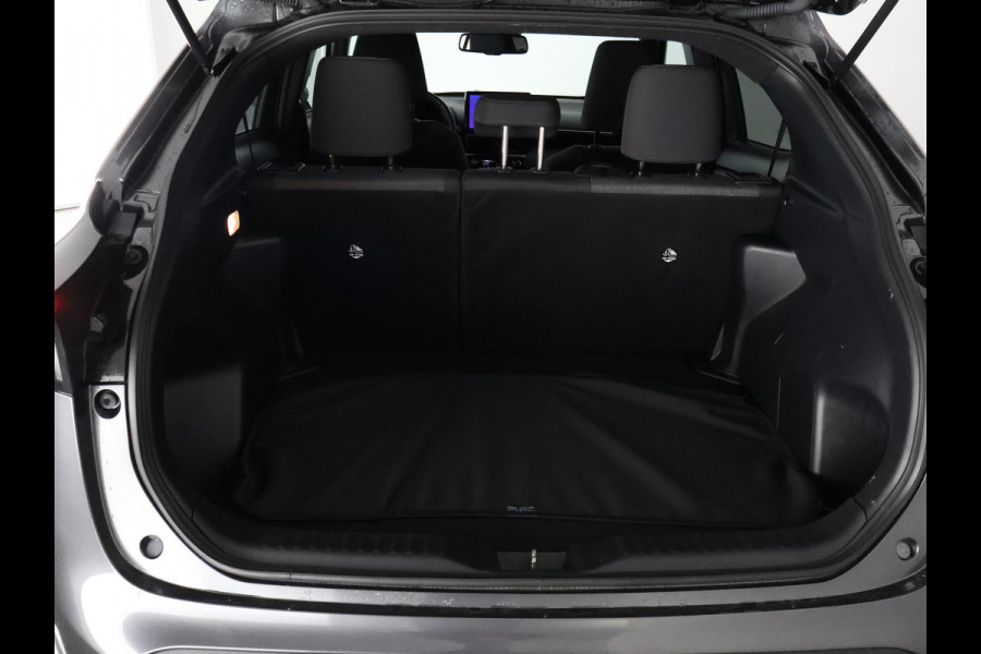 Toyota Yaris Cross 1.5 Hybrid 115 First Edition | Afneembare trekhaak | Navigatie | Apple Carplay & AndroidAUTO |