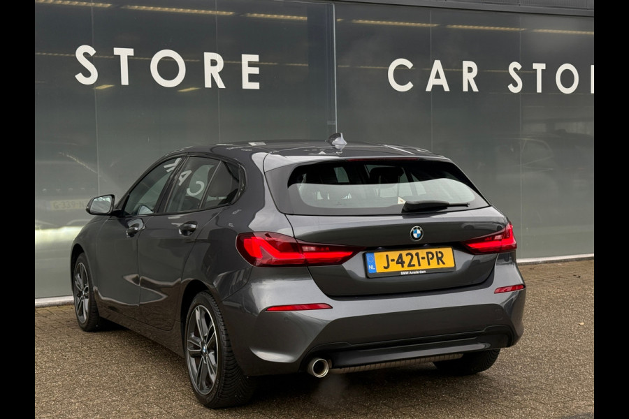 BMW 1-serie 118i AUT Executive SPORT Sportstoelen|LED|Dealer Onderhouden