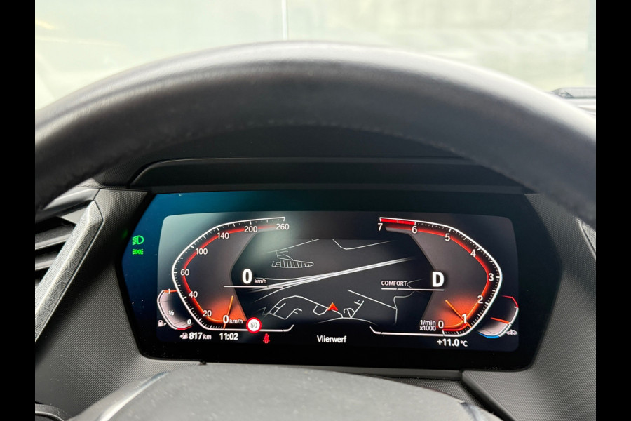 BMW 1-serie 118i AUT Executive SPORT Sportstoelen|LED|Dealer Onderhouden