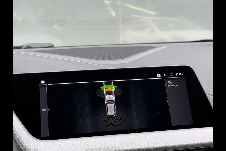 BMW 1-serie 118i AUT Executive SPORT Sportstoelen|LED|Dealer Onderhouden