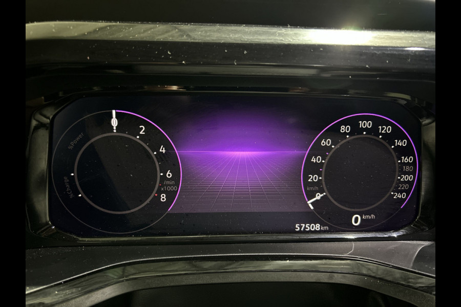 Volkswagen Multivan 1.4 eHybrid L2 Bulli Edition Parkeercamera | Navigatie | Extra Stoelen aanwezig