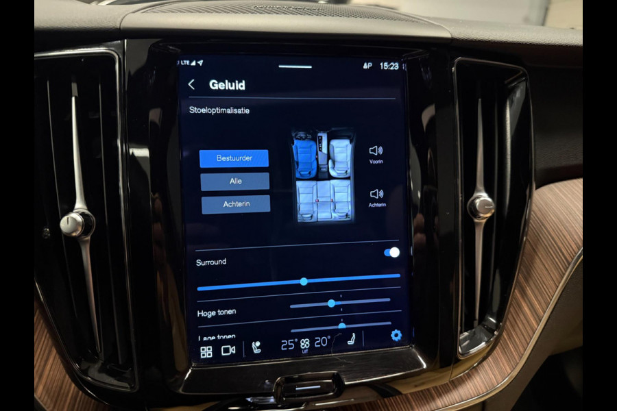 Volvo XC60 2.0 T8 Plug-in hybrid AWD 456PK BLACK-LINE R-DESIGN PANO/360CAM/H&K/STOEL-M/CARPLAY/