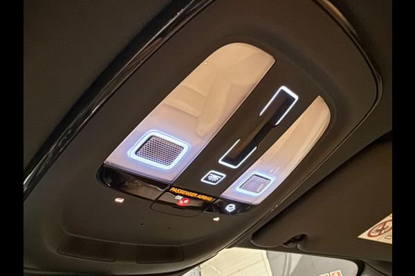 Volvo XC60 2.0 T8 Plug-in hybrid AWD 456PK BLACK-LINE R-DESIGN PANO/360CAM/H&K/STOEL-M/CARPLAY/