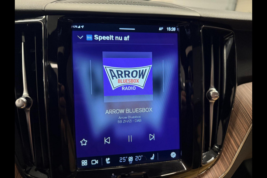 Volvo XC60 2.0 T8 Plug-in hybrid AWD 456PK BLACK-LINE R-DESIGN PANO/360CAM/H&K/STOEL-M/CARPLAY/