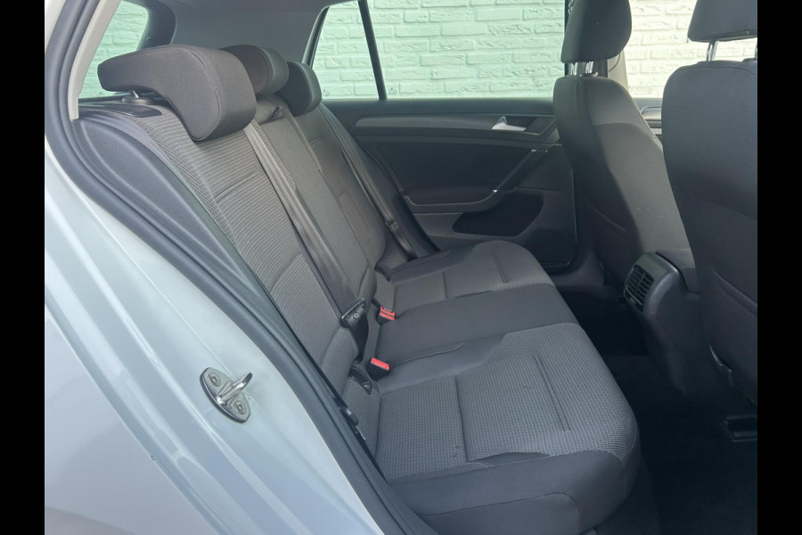 Volkswagen e-Golf E-Golf Full Led Carplay Clima Pdc Adaptive cruise Aut Verlichting Stoelverwarming