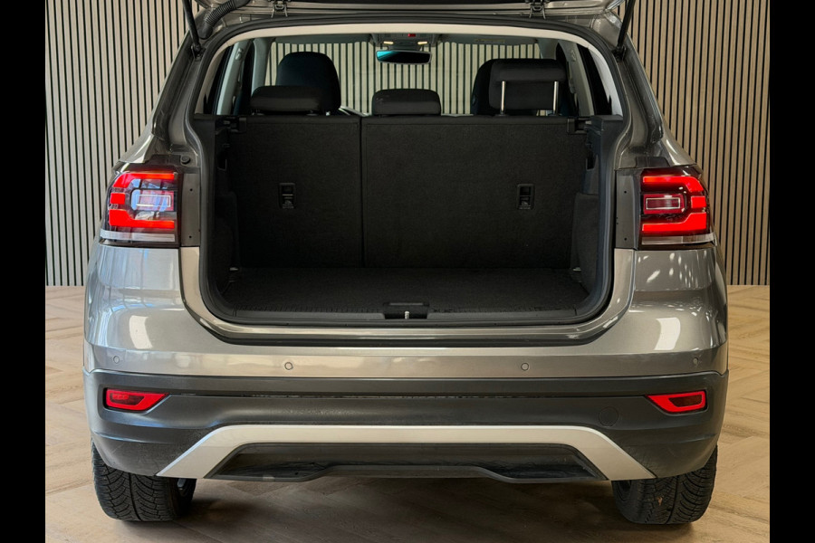 Volkswagen T-Cross 1.0 TSI Style DSG NAVIGATIE CAMERA APPLE CARPLAY PDC CRUISE STOELVERWARMING KEYLESS-GO START/STOP