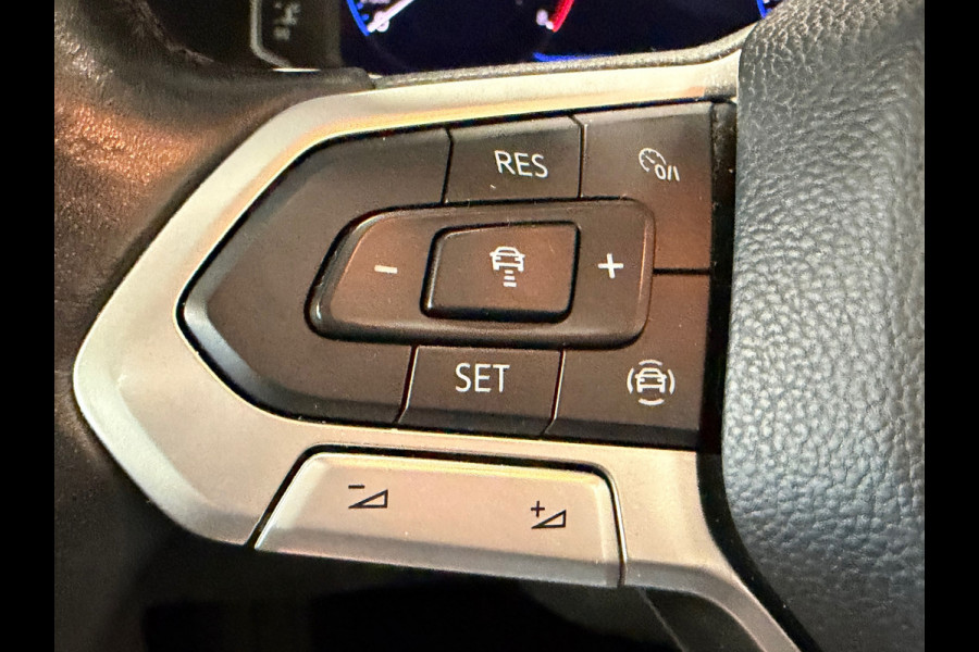 Volkswagen T-Cross 1.0 TSI Style DSG NAVIGATIE CAMERA APPLE CARPLAY PDC CRUISE STOELVERWARMING KEYLESS-GO START/STOP