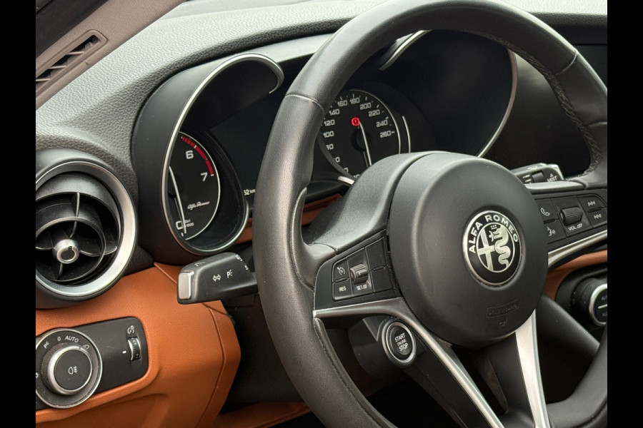 Alfa Romeo Giulia 2.0T Super 200PK