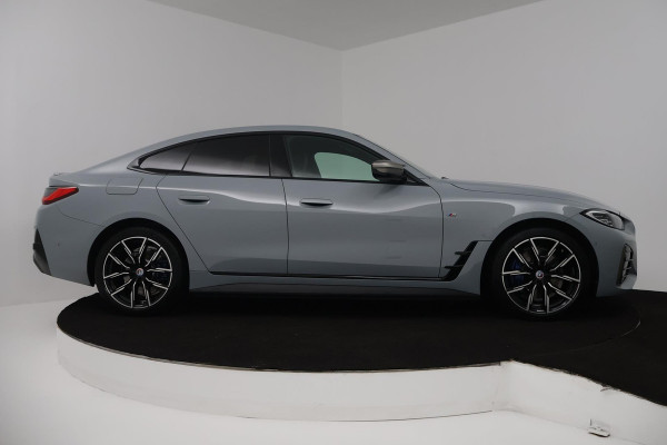 BMW i4 M50 High Executive 84 kWh (STOELVERWARMING, ADAPTIEVE CRUISE CONTROL, NAVIGATIE, CARPLAY)