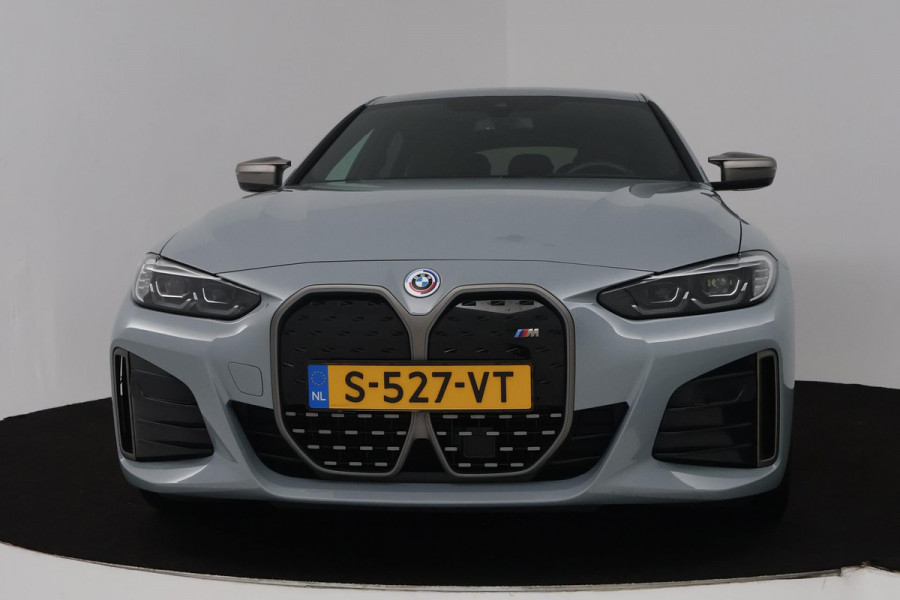 BMW i4 M50 High Executive 84 kWh (STOELVERWARMING, ADAPTIEVE CRUISE CONTROL, NAVIGATIE, CARPLAY)