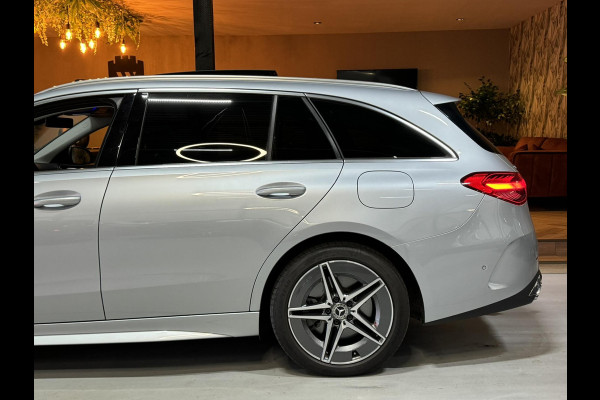 Mercedes-Benz C-Klasse Estate 300 e AMG Line Garantie Trekhaak Massage Pano Ambient 360 Blindspot Elek Achterklep StuurVW Rijklaar