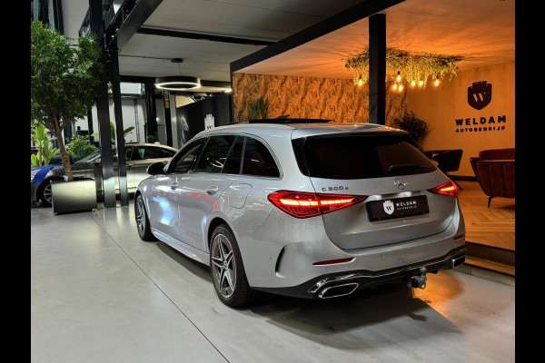 Mercedes-Benz C-Klasse Estate 300 e AMG Line Garantie Trekhaak Massage Pano Ambient 360 Blindspot Elek Achterklep StuurVW Rijklaar