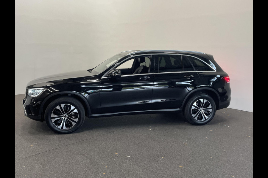 Mercedes-Benz GLC 300e 4MATIC 320pk Automaat PHEV Business Solution | Climate Control | Leder | Navigatie | Apple Carplay/Android Auto | Distronic | LED | High Performance | 18" Lichtmetalen Velgen | Privacy Glass | PDC VA + 360 Camera