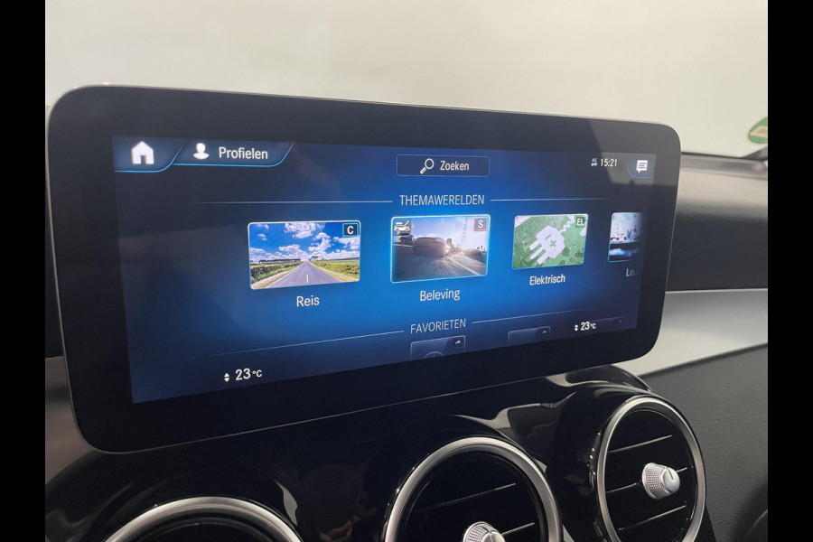 Mercedes-Benz GLC 300e 4MATIC 320pk Automaat PHEV Business Solution | Climate Control | Leder | Navigatie | Apple Carplay/Android Auto | Distronic | LED | High Performance | 18" Lichtmetalen Velgen | Privacy Glass | PDC VA + 360 Camera