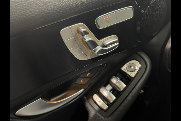 Mercedes-Benz GLC 300e 4MATIC 320pk Automaat PHEV Business Solution | Climate Control | Leder | Navigatie | Apple Carplay/Android Auto | Distronic | LED | High Performance | 18" Lichtmetalen Velgen | Privacy Glass | PDC VA + 360 Camera