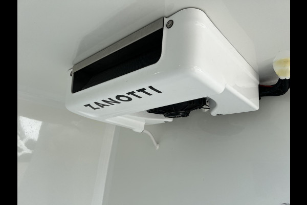 Ford Transit Custom 280 2.0 TDCI L1H1 Trend | SCI | 136pk | Koelauto | Koelwagen | Koel | BPM vrij | Koeling Temperatuur  tot -20 graden bij max 30 graden buitentemperatuur | Stoelverwarming | Koelunit type Z120 merk Zanotti onderdeel Daikin | Camera