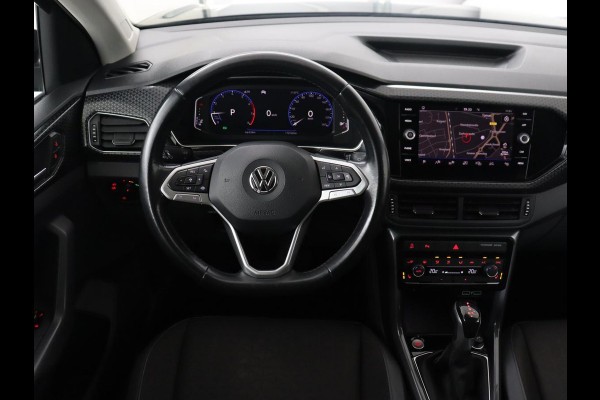 Volkswagen T-Cross 1.0 TSI Style | Automaat | Stoelverwarming | Trekhaak | Carplay | Keyless | Virtual Cockpit | Adaptive cruise | Navigatie | Full LED | Parkeerhulp | Dodehoek detectie | Getint glas