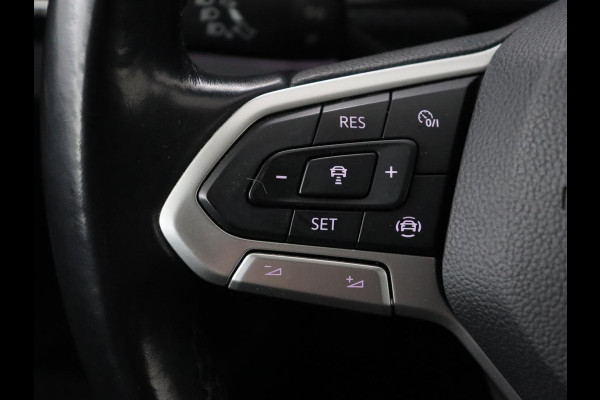 Volkswagen T-Cross 1.0 TSI Style | Automaat | Stoelverwarming | Trekhaak | Carplay | Keyless | Virtual Cockpit | Adaptive cruise | Navigatie | Full LED | Parkeerhulp | Dodehoek detectie | Getint glas
