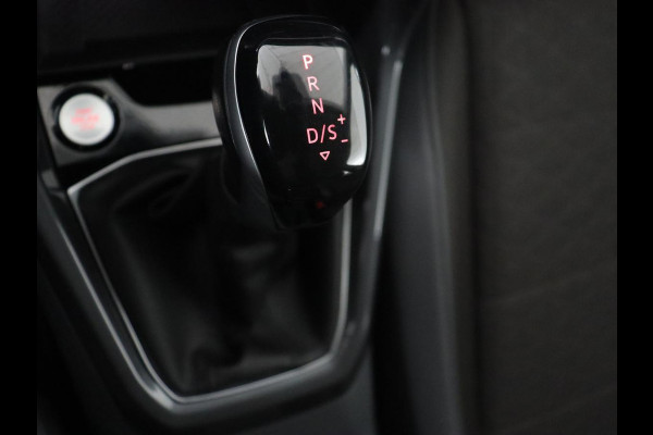 Volkswagen T-Cross 1.0 TSI Style | Automaat | Stoelverwarming | Trekhaak | Carplay | Keyless | Virtual Cockpit | Adaptive cruise | Navigatie | Full LED | Parkeerhulp | Dodehoek detectie | Getint glas