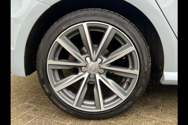 Audi A1 Sportback 1.0 TFSI | S-Line | '' 94.000 KM '' | Eerste Eigenaar | Navi | Nu € 13.999,-!!!