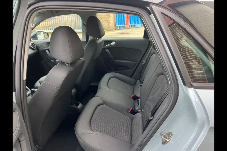 Audi A1 Sportback 1.0 TFSI | S-Line | '' 94.000 KM '' | Eerste Eigenaar | Navi | Nu € 13.999,-!!!