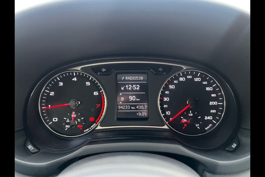 Audi A1 Sportback 1.0 TFSI | S-Line | '' 94.000 KM '' | Eerste Eigenaar | Navi | Nu € 13.999,-!!!