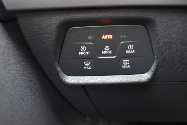 Seat Leon Sportstourer 1.5 TSI 150pk FR Launch Edition / Carplay / Navi /  17"LM / Adap. Cruise /