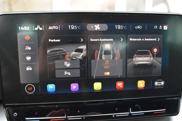 Seat Leon Sportstourer 1.5 TSI 150pk FR Launch Edition / Carplay / Navi /  17"LM / Adap. Cruise /