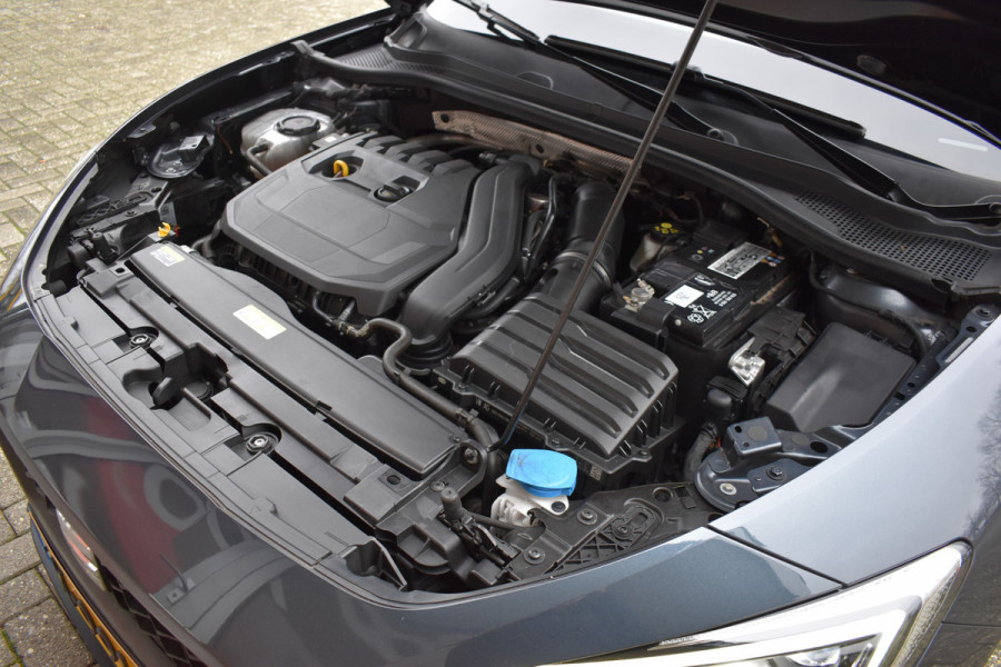 Seat Leon Sportstourer 1.5 TSI 150pk FR Launch Edition / Carplay / Navi /  17"LM / Adap. Cruise /