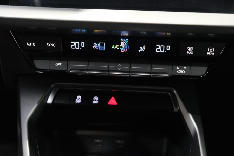 Audi A3 Sportback 30 TFSI Attitude Automaat - N.A.P. Airco, Cruise, Navi, PDC.