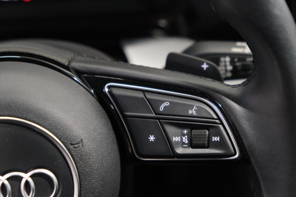 Audi A3 Sportback 30 TFSI Attitude Automaat - N.A.P. Airco, Cruise, Navi, PDC.