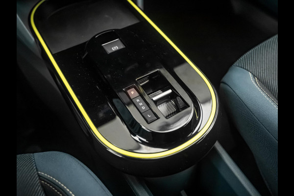 Fiat Grande Panda 1.2 Hybrid Edizione Nero | Automaat | PDC | Airco | Apple Carplay | Cruise | Pack Style |16" All Season banden