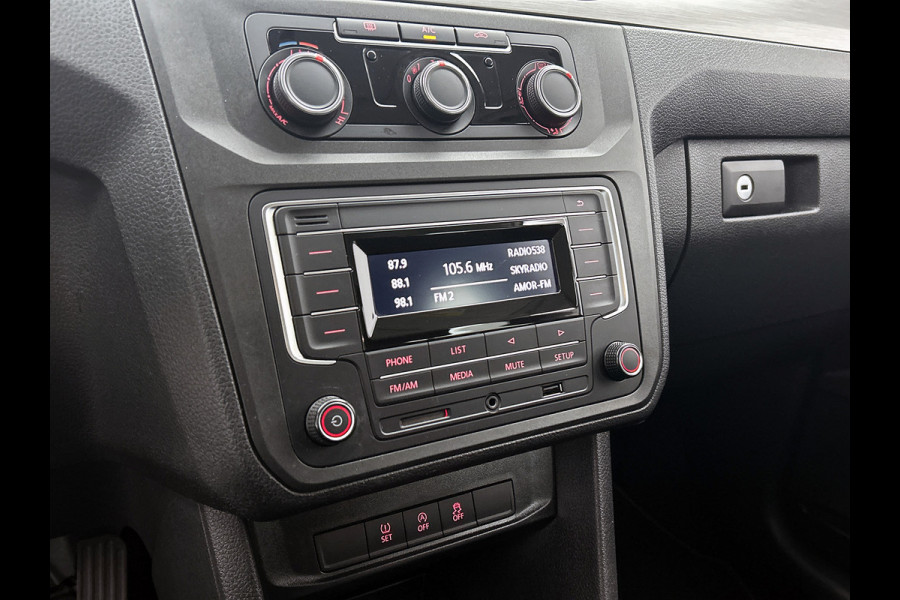 Volkswagen Caddy 2.0 TDI 5Pers. Euro6 Trendline / 2xSchuifdeur / Airco / Pdc. / Radio multimedia / Apk nieuw