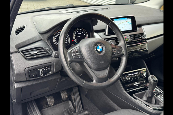 BMW 2 Serie Active Tourer 216i Advantage - Panorama dak I Navigatie I Airco I PDC /Achteruitrij camera I Sport velgen I Dealer ond