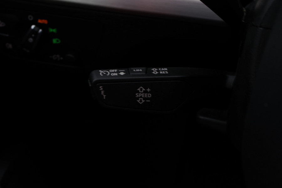 Audi Q5 50 TFSI e 300 PK S-Line Edition PHEV, Panoramadak, RS-Leder, Carplay, Camera