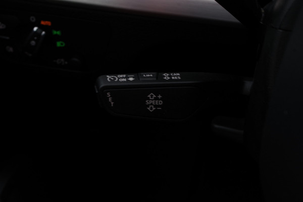 Audi Q5 50 TFSI e 300 PK S-Line Edition PHEV, Panoramadak, RS-Leder, Carplay, Camera