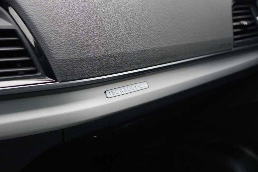 Audi Q5 50 TFSI e 300 PK S-Line Edition PHEV, Panoramadak, RS-Leder, Carplay, Camera