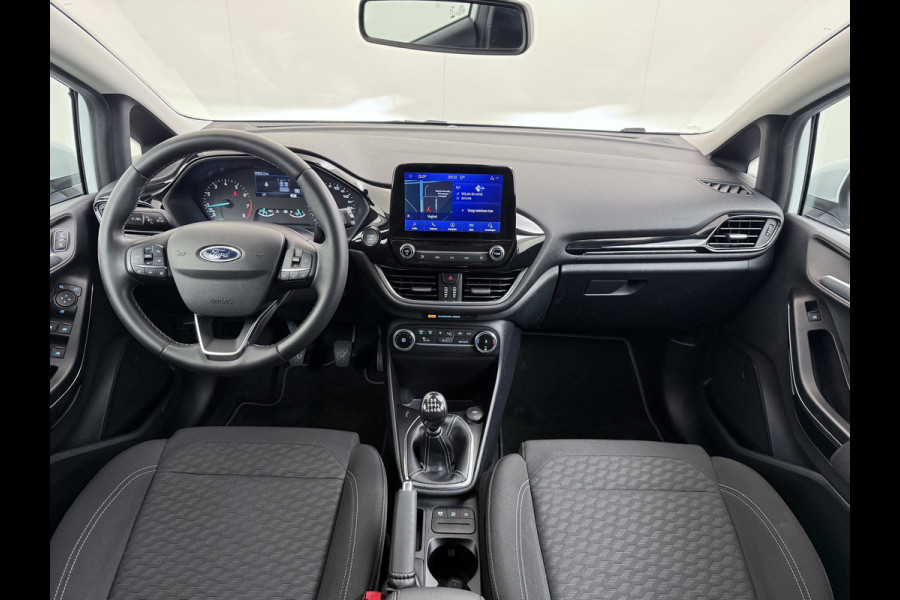 Ford Fiesta T 125PK Hybrid Titanium X Apple Carplay Android Auto Navi Bordherkenning Camera Ecc Cruise Control Pdc Lmv Privacy Glas Led Ford Sync 3 Keyless Bluetooth DAB+ 1e Eigenaar Origineel Nederlandse Auto Nieuwprijs  €26.000,-