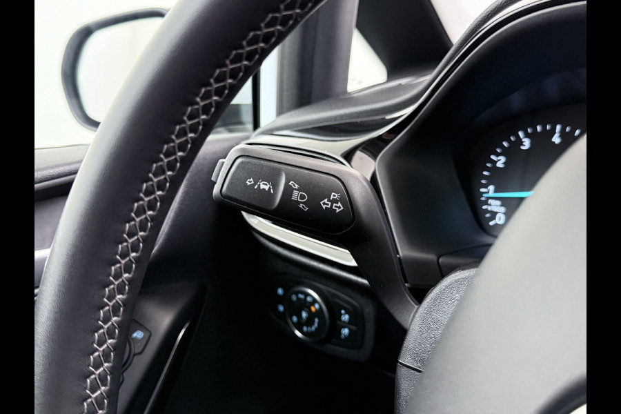 Ford Fiesta T 125PK Hybrid Titanium X Apple Carplay Android Auto Navi Bordherkenning Camera Ecc Cruise Control Pdc Lmv Privacy Glas Led Ford Sync 3 Keyless Bluetooth DAB+ 1e Eigenaar Origineel Nederlandse Auto Nieuwprijs  €26.000,-