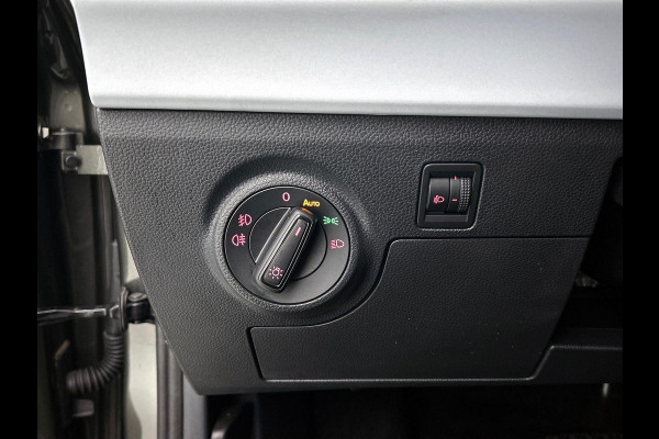 Seat Arona 1.0 TSI AUTOM. Style Business Connect CARPLAY-NAV | CRUISE | PRIVACY-GLASS