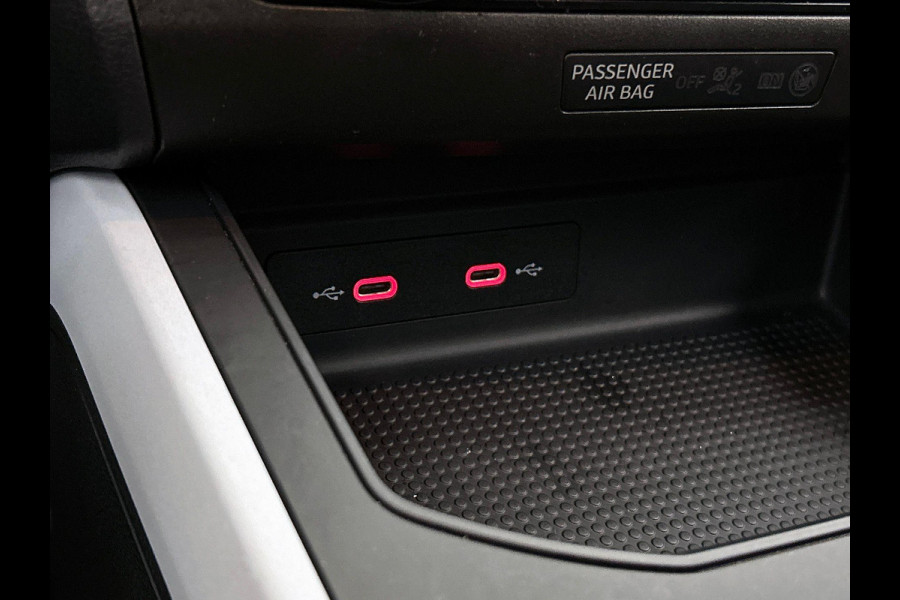Seat Arona 1.0 TSI AUTOM. Style Business Connect CARPLAY-NAV | CRUISE | PRIVACY-GLASS