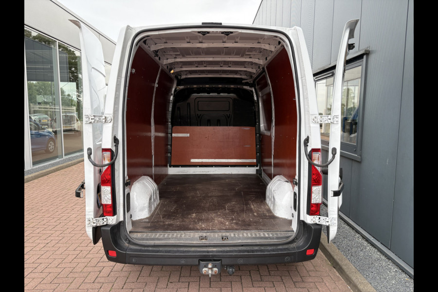 Renault Master T35 2.3 dCi 145pk Euro6 L2H2 Energy CAMERA/DAB/NAVI/CRUISE/PDC/TREKHAAK2.500KG