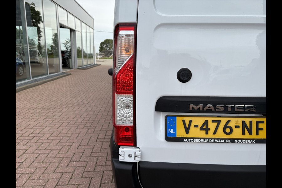 Renault Master T35 2.3 dCi 145pk Euro6 L2H2 Energy CAMERA/DAB/NAVI/CRUISE/PDC/TREKHAAK2.500KG