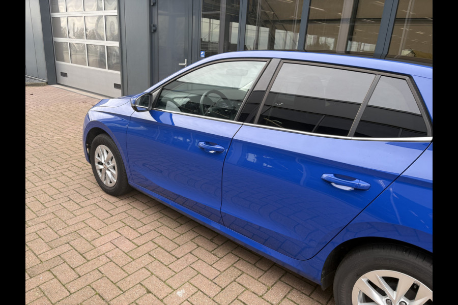 Škoda Fabia 1.0 TSi 95pk Business Edition 5-drs. PANORAMADAK/KEYLESS/VIRTUAL/CARPLAY/PDC/ADAPT.CRUISE/WINTERPACK